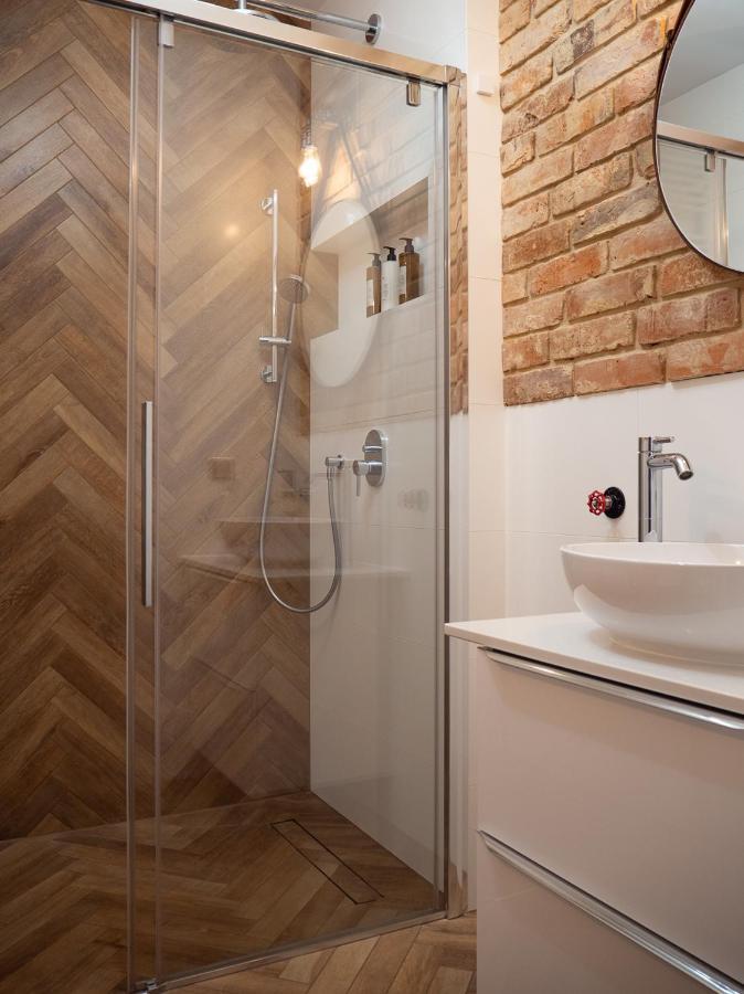 Brick House - Apartament Zoska Wroclaw Ngoại thất bức ảnh