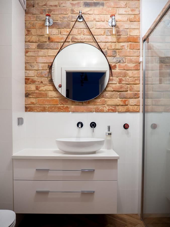 Brick House - Apartament Zoska Wroclaw Ngoại thất bức ảnh